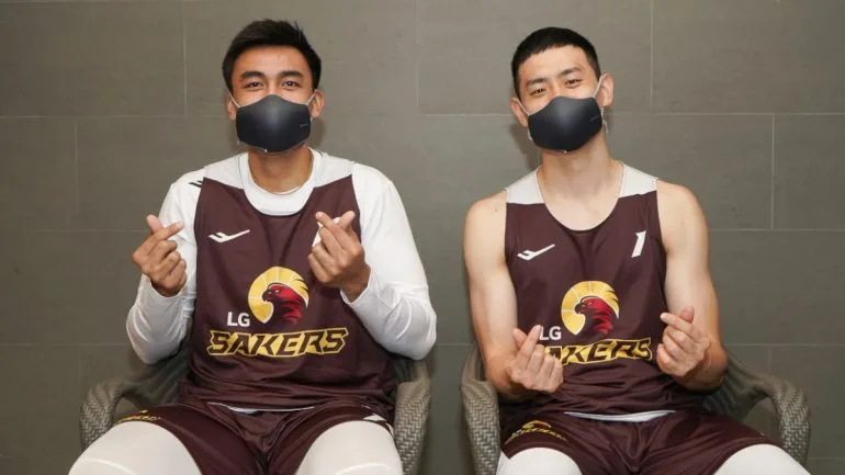 LG Philippines - Changwon LG Sakers - Justin Gutang and Lee Gwan Hee