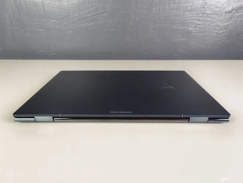 ASUS Zenbook S 13 OLED Feature (90)