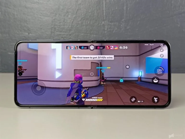 Samsung Galaxy Z Flip4 5G Review (24)
