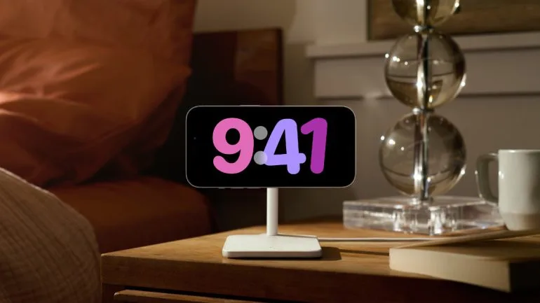 iOS 17 WWDC 2023 StandBy 1