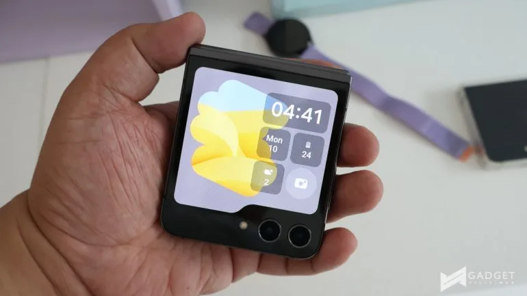 Samsung Galaxy Z Flip5 launch outer display