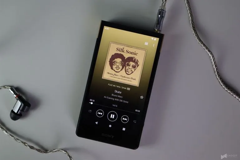 Sony Walkman ZX707 (81)