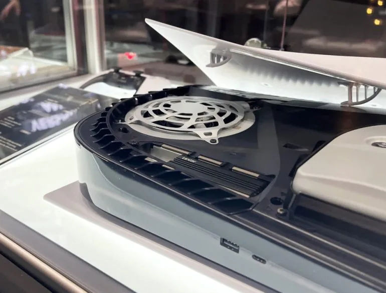 Lexar Gamescom 2023 new gaming products NM790 with Heatsink M.2 NVMe SSD