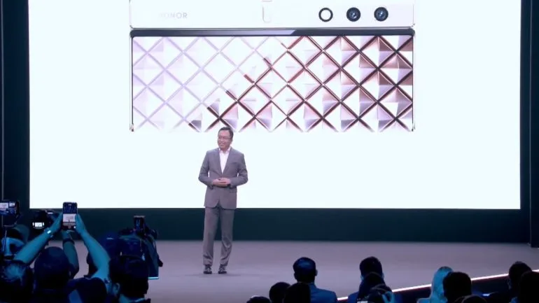 HONOR Magic V Purse concept device 6