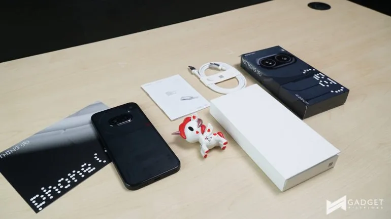 Nothing Phone (2a) First Impression and Unboxing box