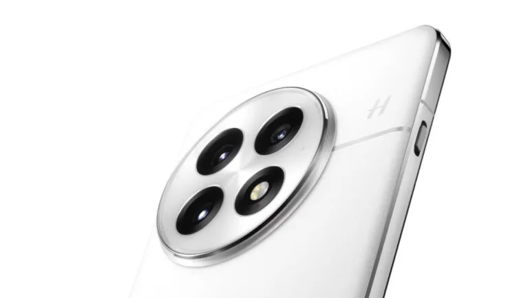 OnePlus 13 China launch camera module