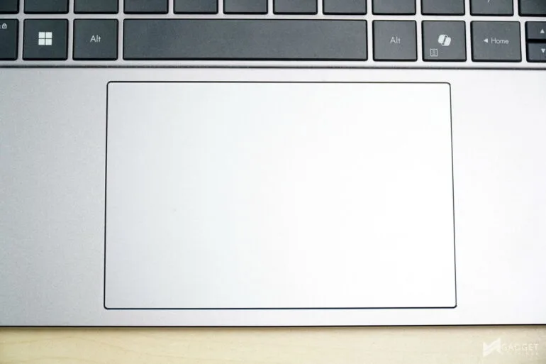 ASUS Expertbook P5 P5405 Review 049