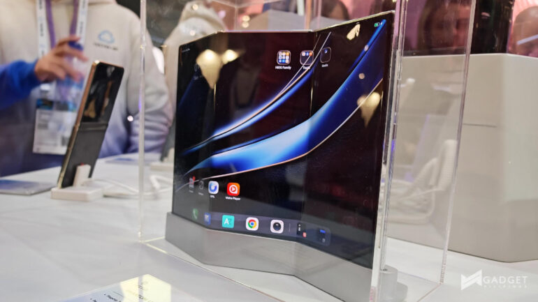 TECNO Mobile MWC 2025 booth tri fold
