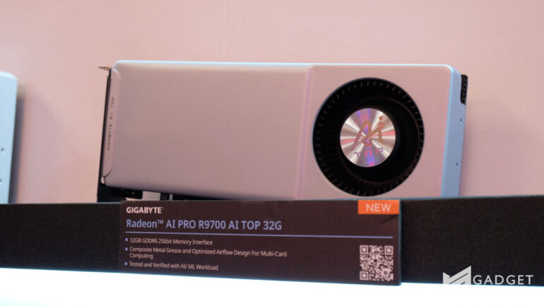 GIGABYTE Radeon AI Pro R9700 AI TOP Computex 2025 2