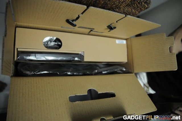DSC_3836_wm Samsung NP-R440 Unboxing 1