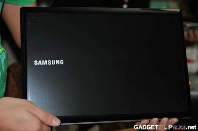 DSC_3846_wm Samsung NP-R440 Unboxing 3