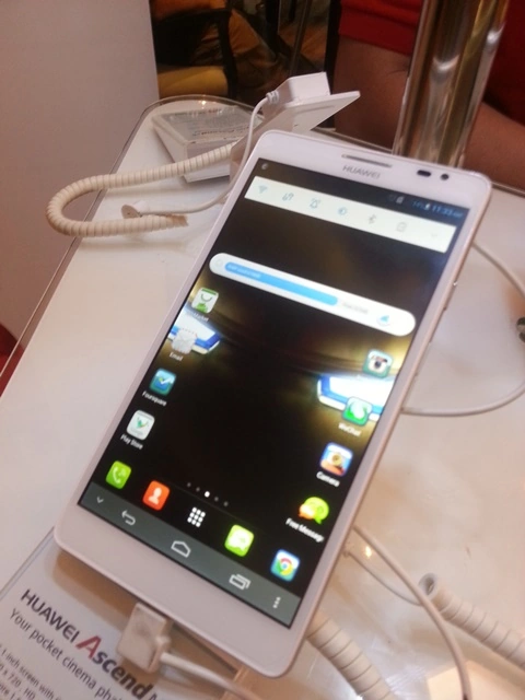 Globe Telecom, Huawei, Ascend P6, Ascend Mate, My Super Plan, Globe Postpaid, Globe Prepaid