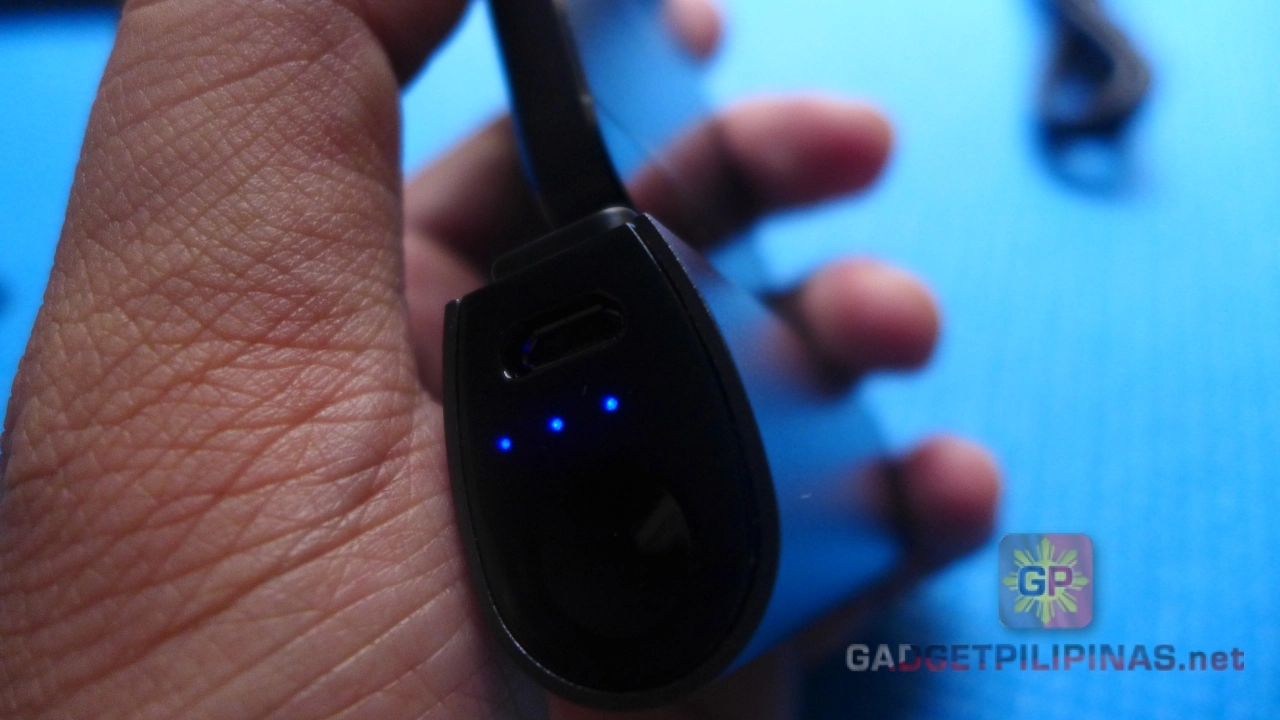 Phonesuit Electrostatic Button