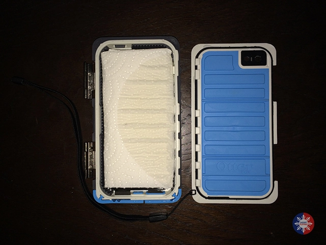 Armor for iPhone 5 Water Test 3