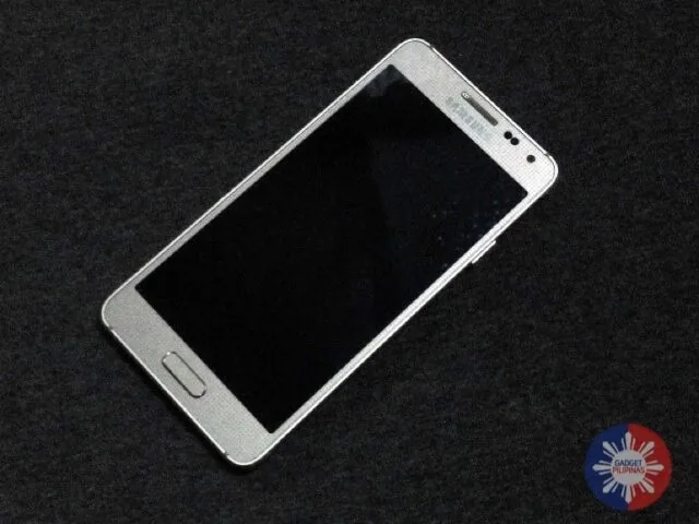Galaxy Alpha Review 1