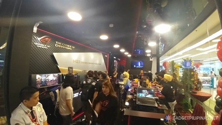 ASUS_ROG_Concept_Store_21