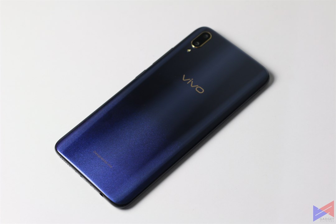 First Impressions: Vivo V11