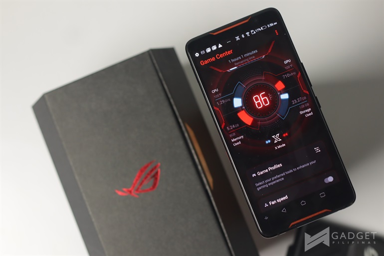 ASUS ROG Phone Unboxing and First Impressions