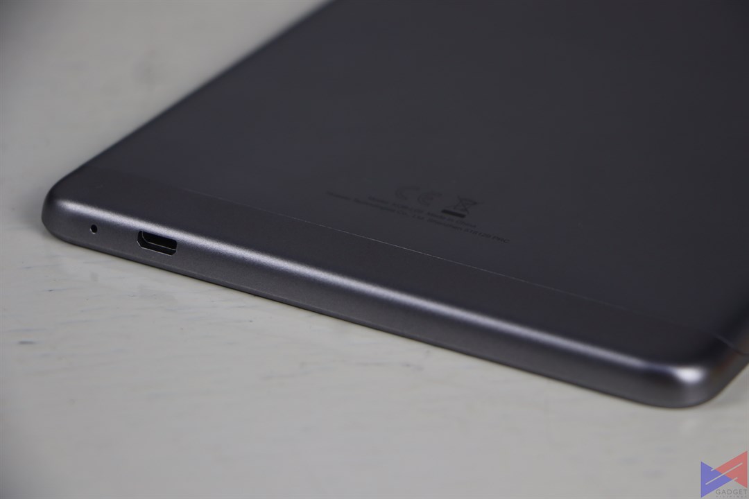 Huawei MediaPad T3 8.0 Bottom