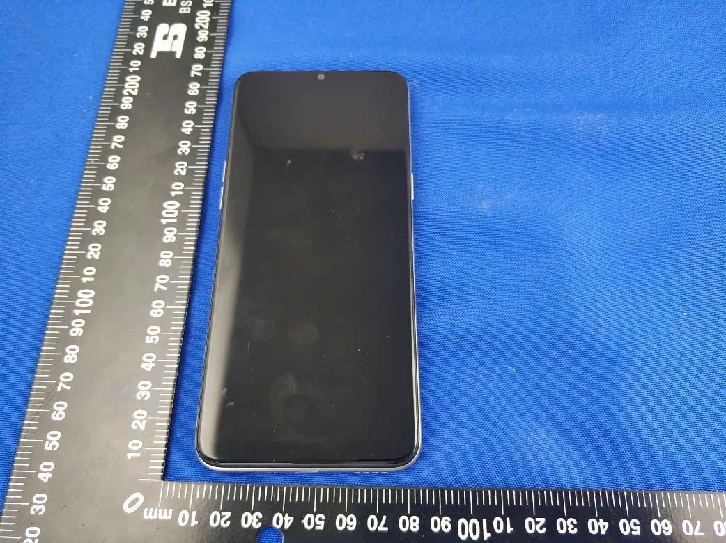 realme 6i (1)