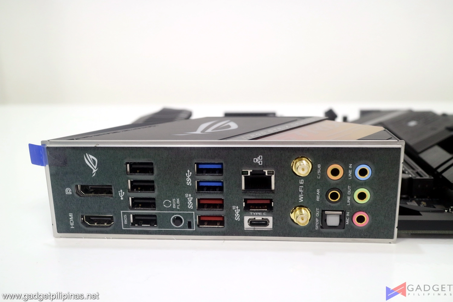 ASUS ROG Strix Z490-E Gaming Motherboard Initial Review - IO ports ASUS ROG Strix Z490-E Gaming Motherboard Initial Review - IO ports