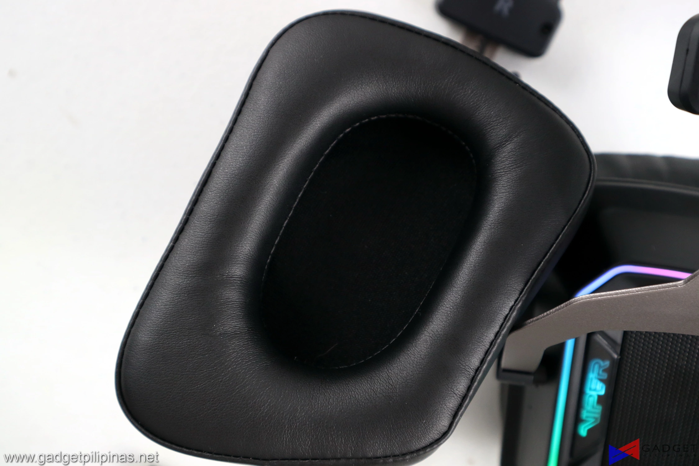 Patriot Viper V380 Gaming Headset Review 042