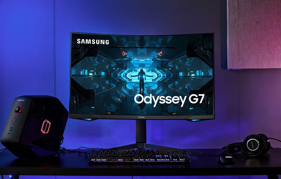 Samsung Odyssey G7 (1)