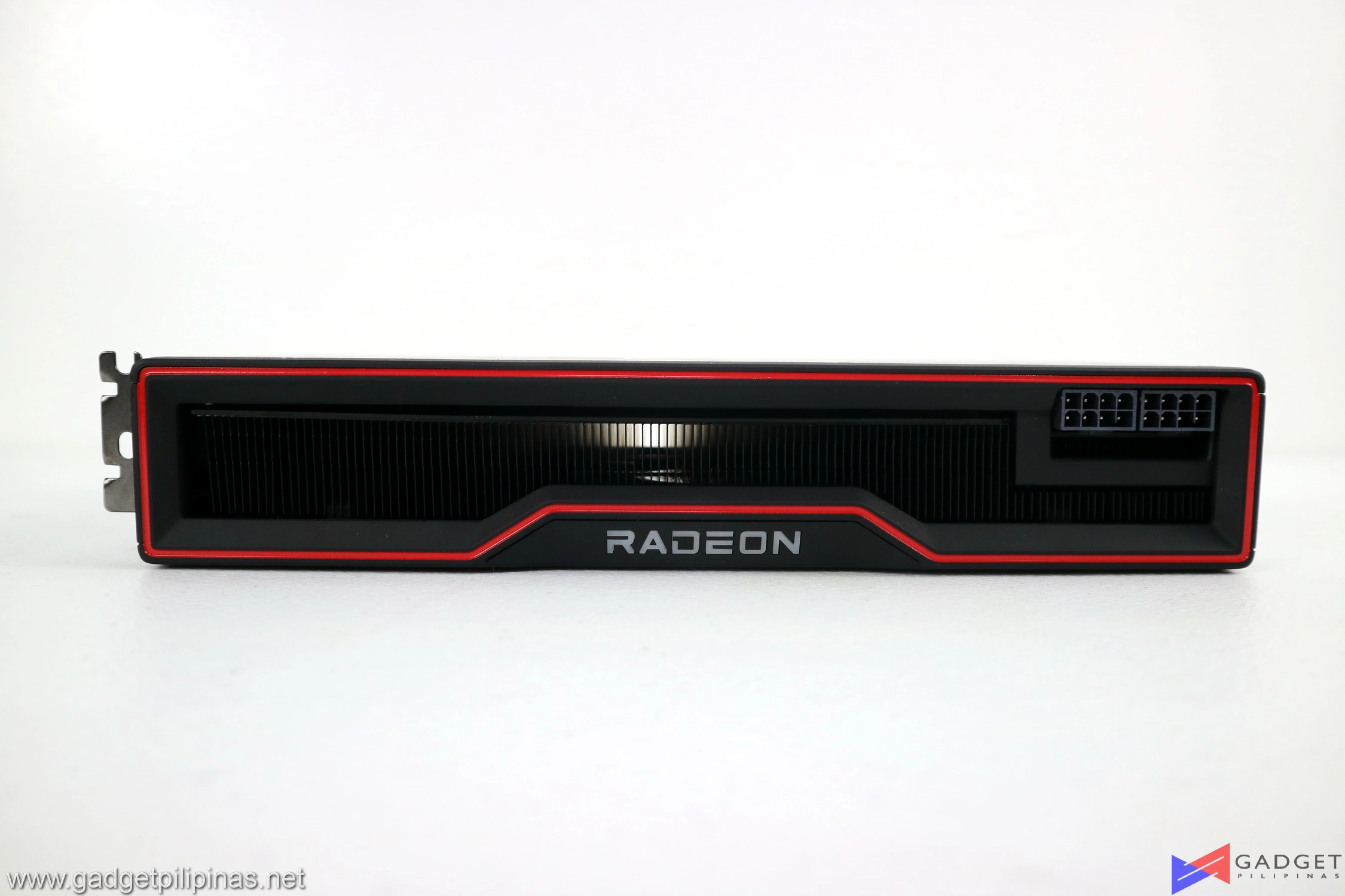 AMD Radeon RX 6800 XT Review - sideview