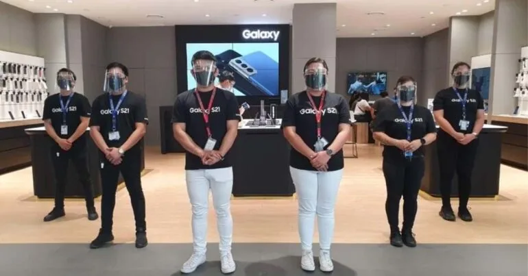 Samsung Experience Stores - 1