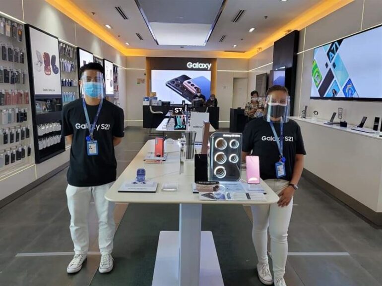 Samsung Experience Stores (3)
