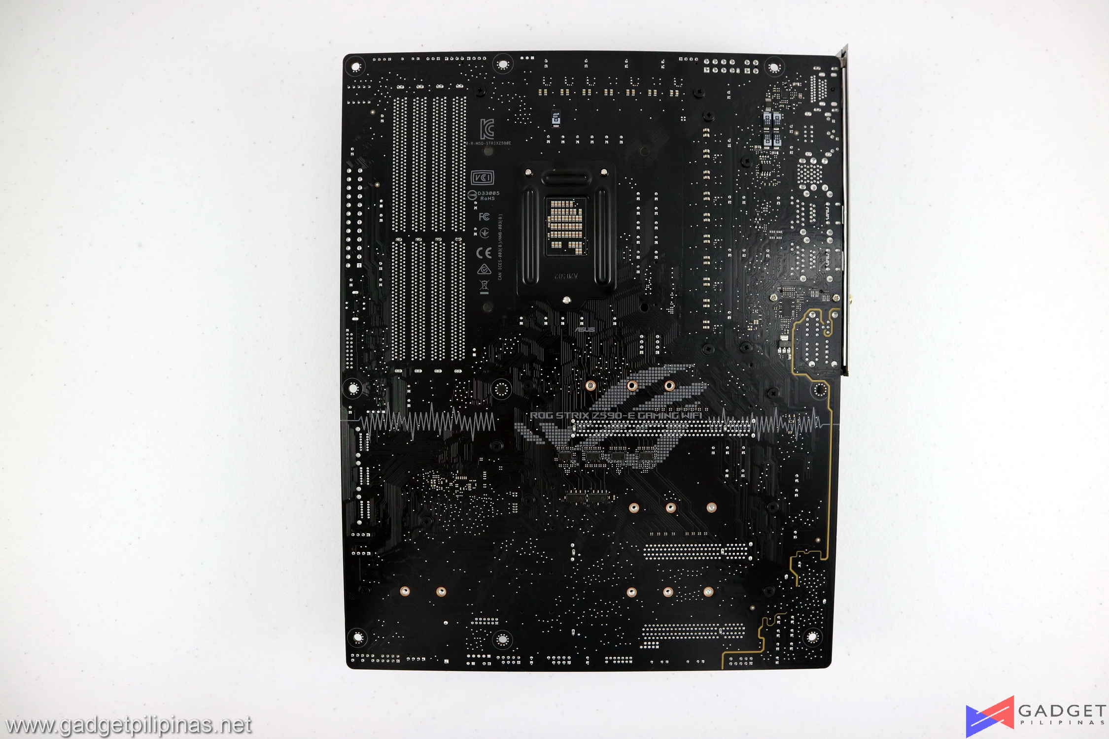 ASUS ROG Z590-E Gaming Motherboard Review 095