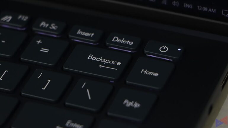 ASUS ZenBook 14 UX435E Keyboard 1
