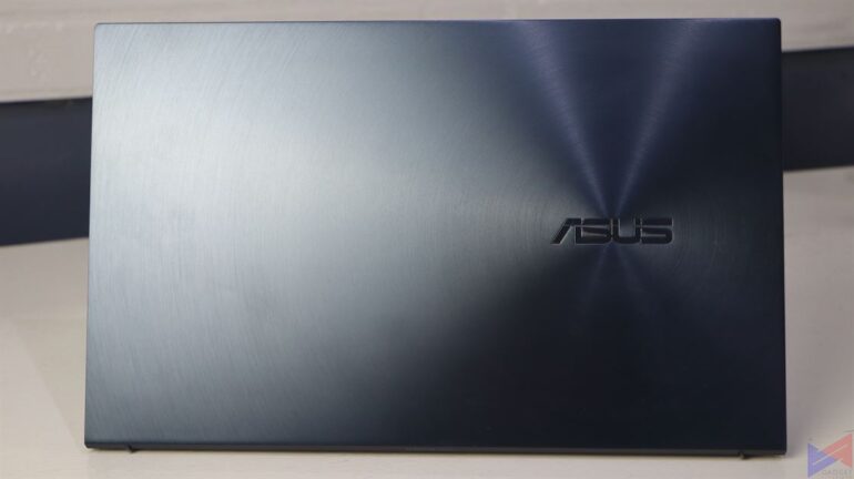 ASUS ZenBook 14 UX435E Lid