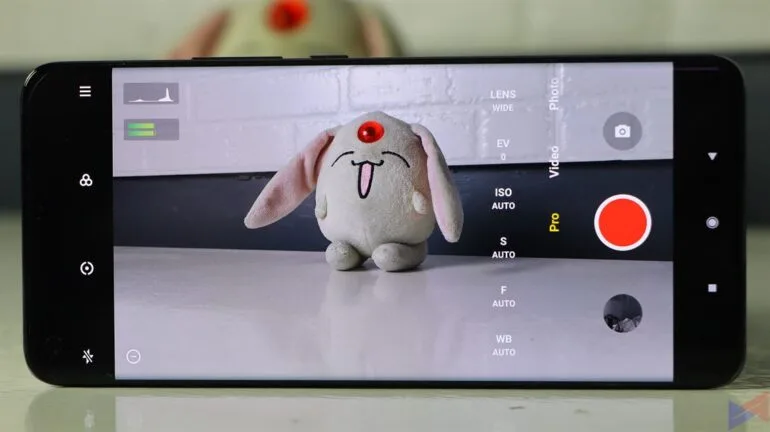 Galaxy S21 vs Mi 11 - Pro Video