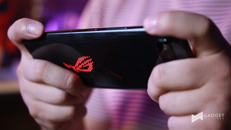 ASUS ROG Phone 5 Review Trigger