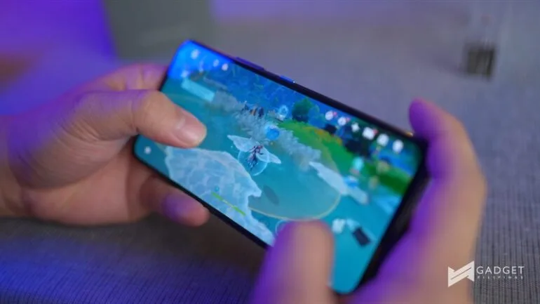 ASUS ZenFone 8 Flip Unit (6)