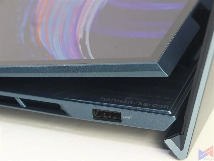 ASUS ZenBook Pro Duo 15 OLED First Impressions (5)