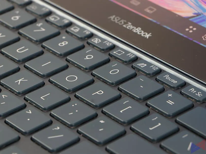 ASUS ZenBook Pro Duo 15 OLED First Impressions (6)