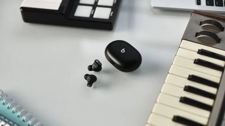 Beats Studio Buds Black