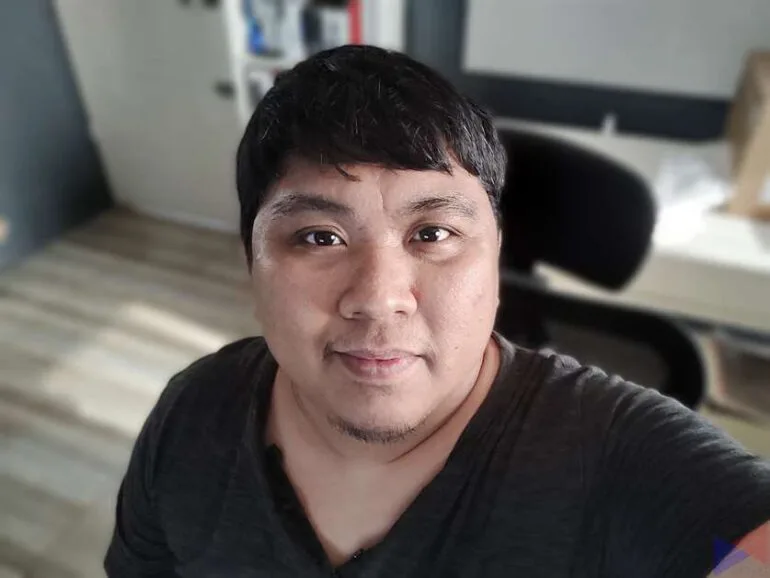realme 8 Pro Selfie (2)