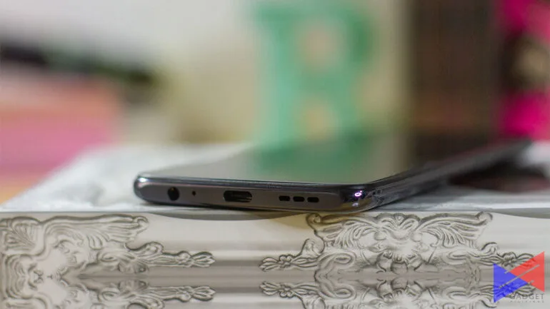 Xiaomi Redmi Note 10S bottom