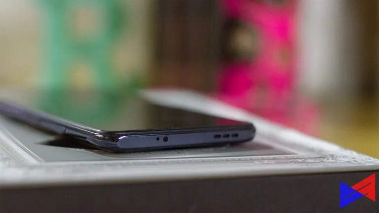 Xiaomi Redmi Note 10S top