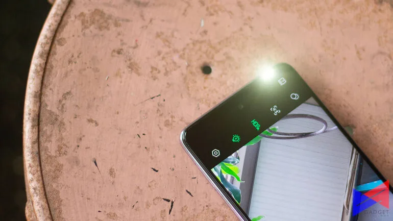 Infinix Note 10 Pro front camera flash