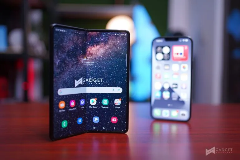 foldable phone