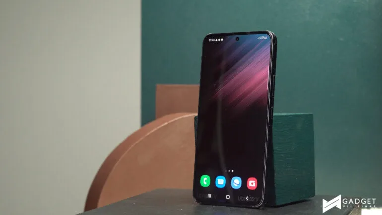 Samsung Galaxy S22 series display