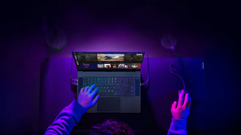 Razer Blade 15 - top view