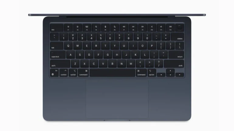 MacBook Air - M2 - keyboard