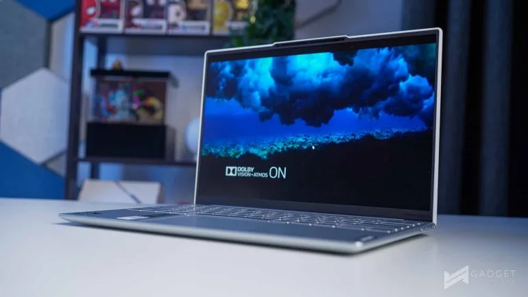 yoga slim 7i carbon