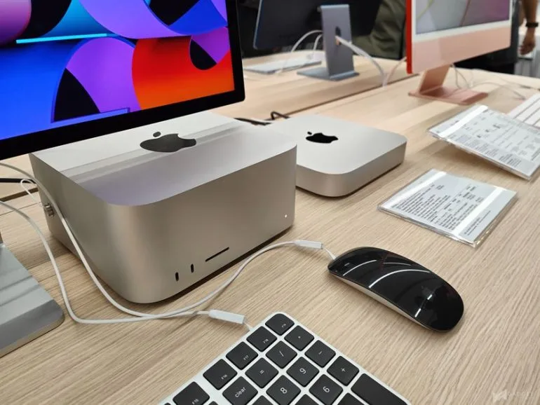PMC Apple Premium Partner Store (130)
