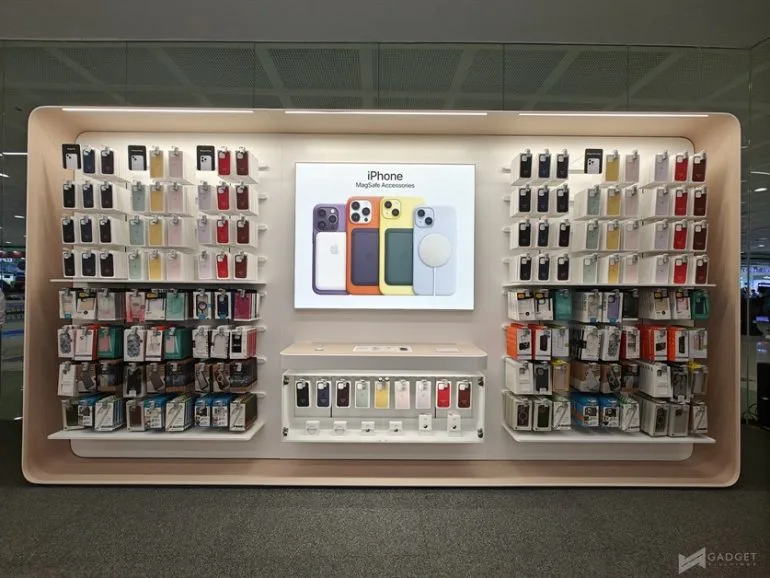 Power Mac Center MOA (21)